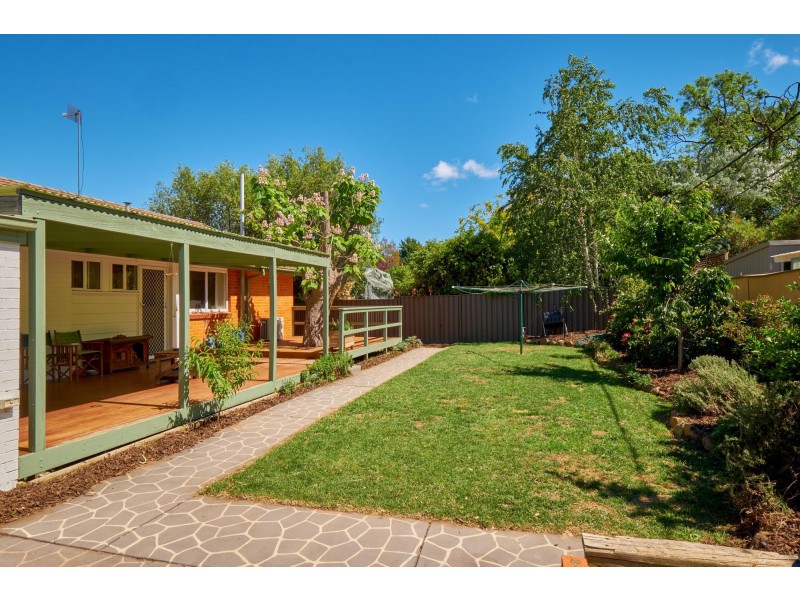 27 Haddon Street, Hackett ACT 2602