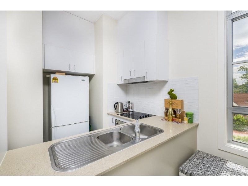 8/42 Henty Street, Braddon ACT 2612