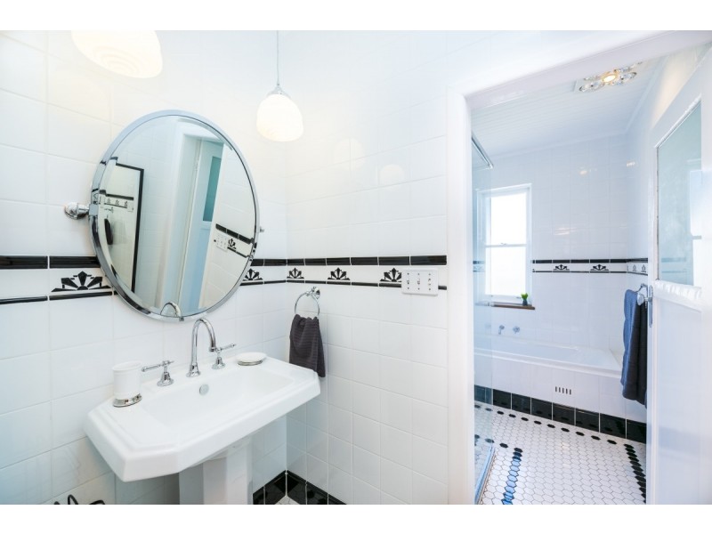 107 Cooma Street, Karabar NSW 2620