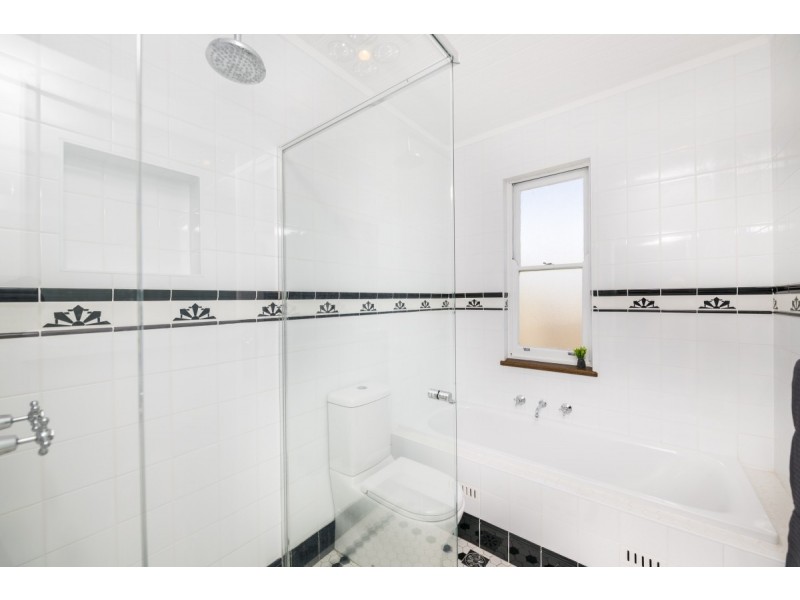 107 Cooma Street, Karabar NSW 2620