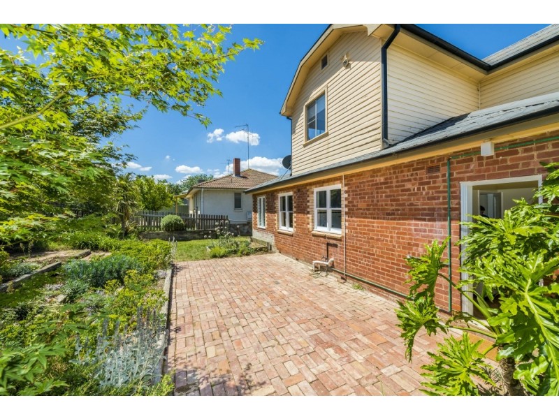107 Cooma Street, Karabar NSW 2620