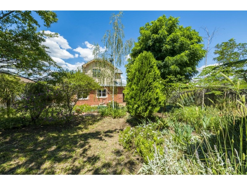 107 Cooma Street, Karabar NSW 2620