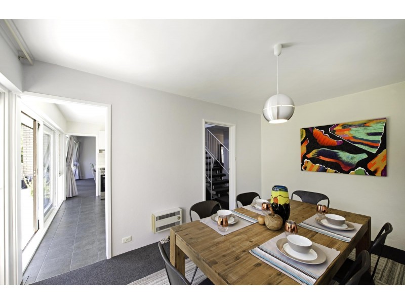 96 Grayson Street, Hackett ACT 2602