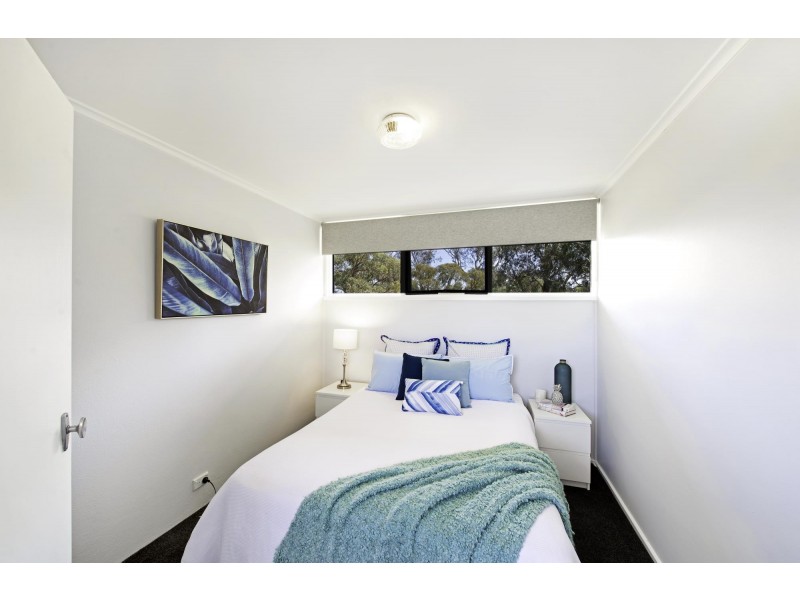 96 Grayson Street, Hackett ACT 2602