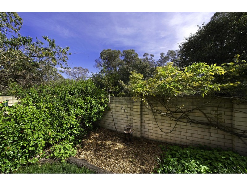 96 Grayson Street, Hackett ACT 2602