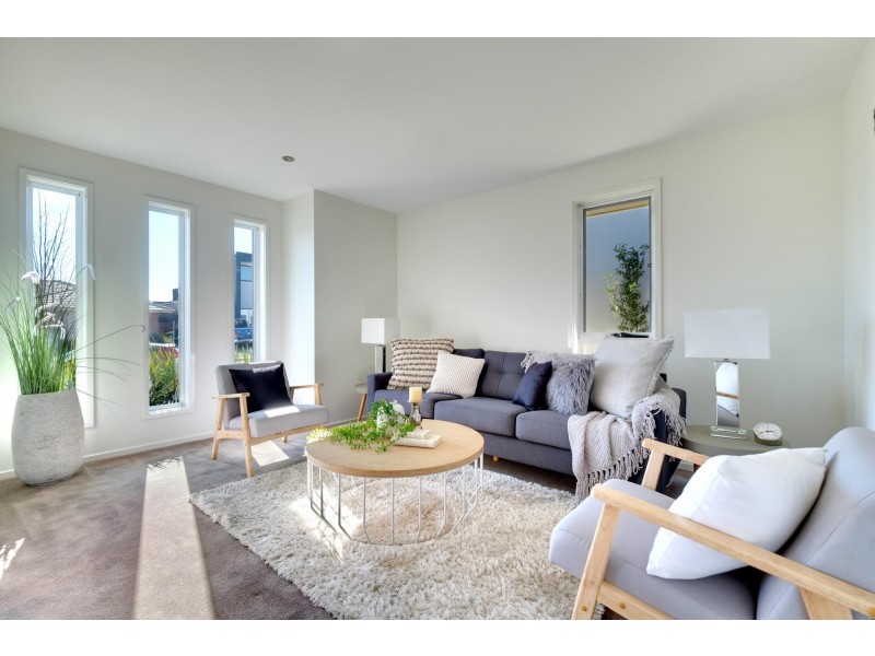 9 Hooton Street, Forde ACT 2914