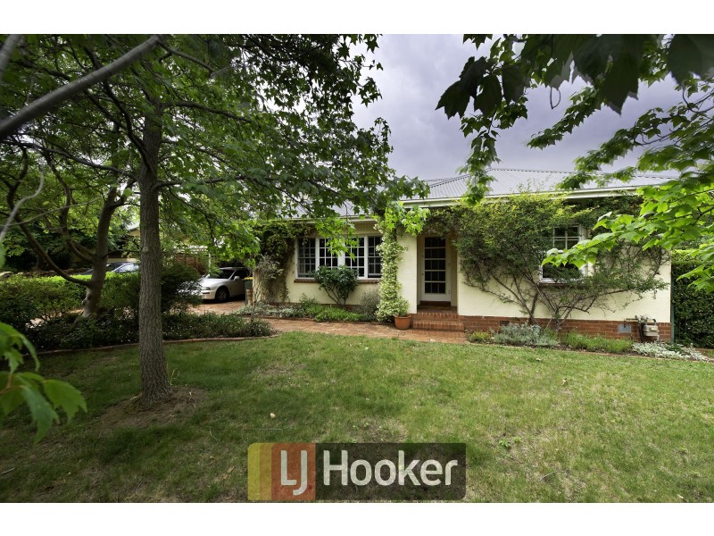 72 Wakefield Avenue, Ainslie ACT 2602