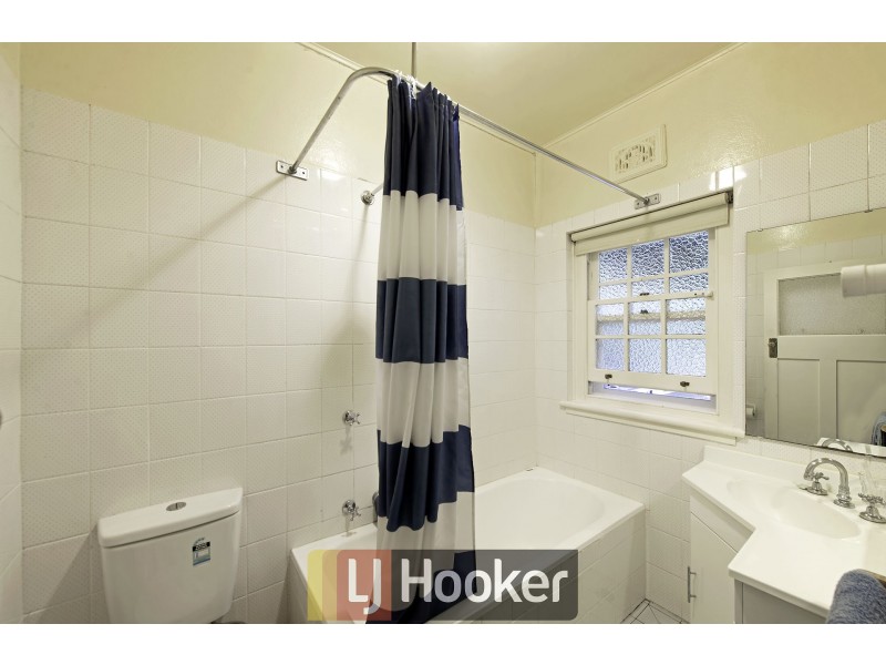 72 Wakefield Avenue, Ainslie ACT 2602