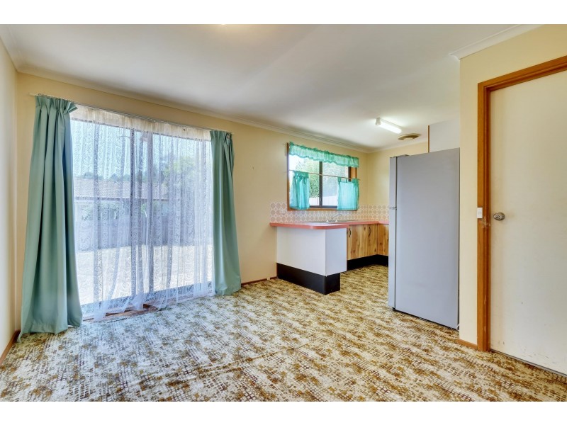7 Stumm Place, Latham ACT 2615