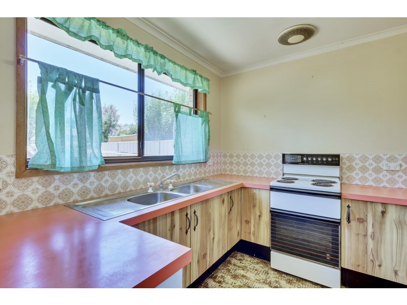 7 Stumm Place, Latham ACT 2615