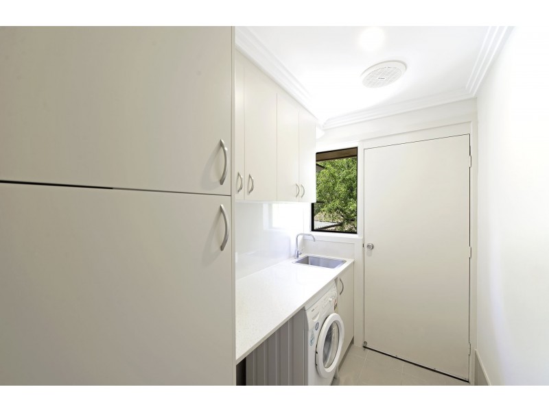 8 Tom Place, Charnwood ACT 2615