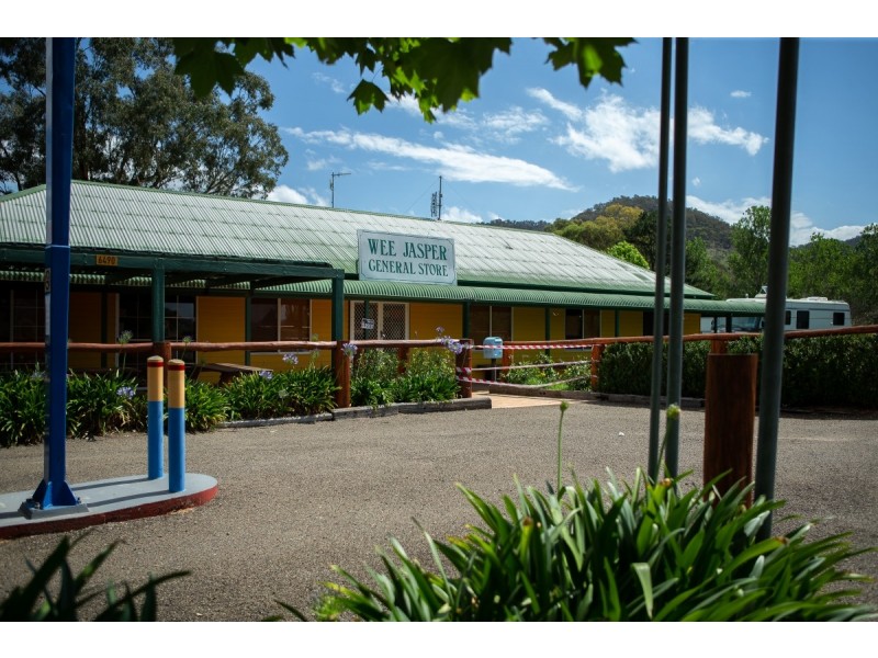 4 Williams Place, Wee Jasper NSW 2582