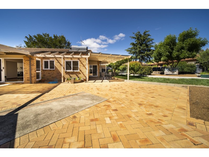 20 Dorrit Black Crescent, Lyneham ACT 2602