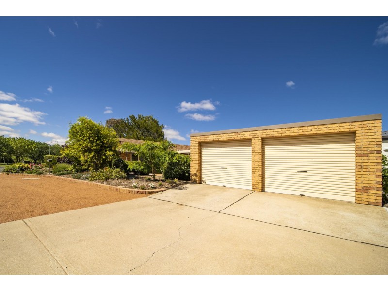 20 Dorrit Black Crescent, Lyneham ACT 2602