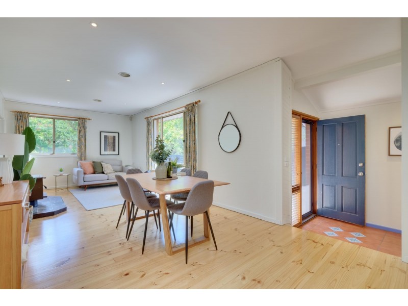 32 McGowan Street, Dickson ACT 2602