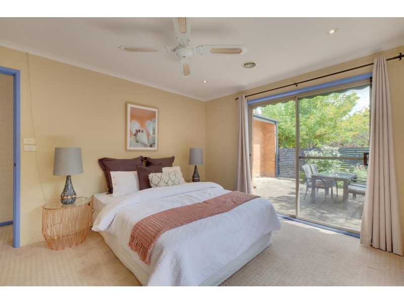 32 McGowan Street, Dickson ACT 2602