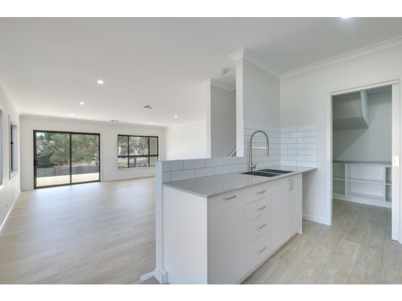 1/18 Willyama Place, Flynn ACT 2615