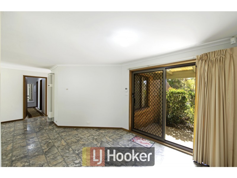 6 Dorrit Black Crescent, Lyneham ACT 2602