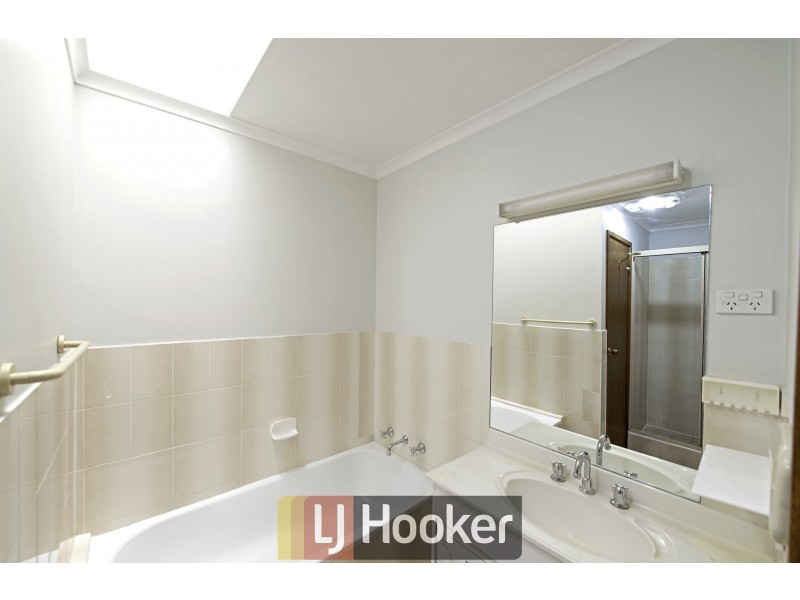 6 Dorrit Black Crescent, Lyneham ACT 2602