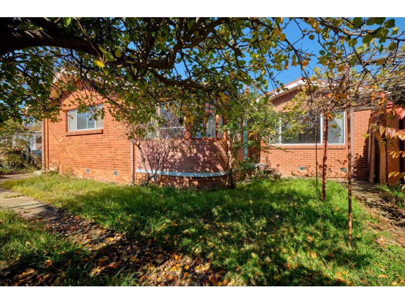 9 Fenner Street, Downer ACT 2602