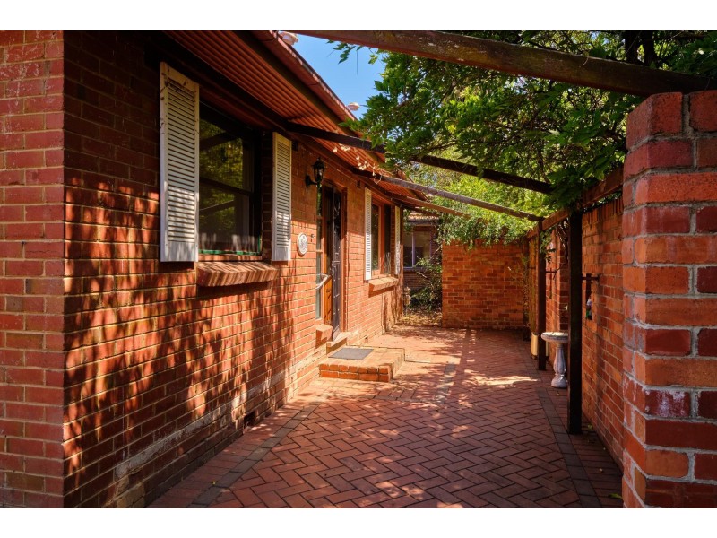 119 Limestone Avenue, Braddon ACT 2612