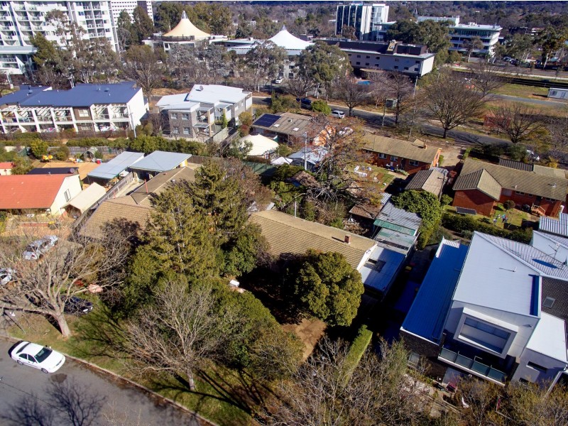 11 Randell Street, Dickson ACT 2602