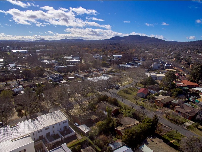 11 Randell Street, Dickson ACT 2602