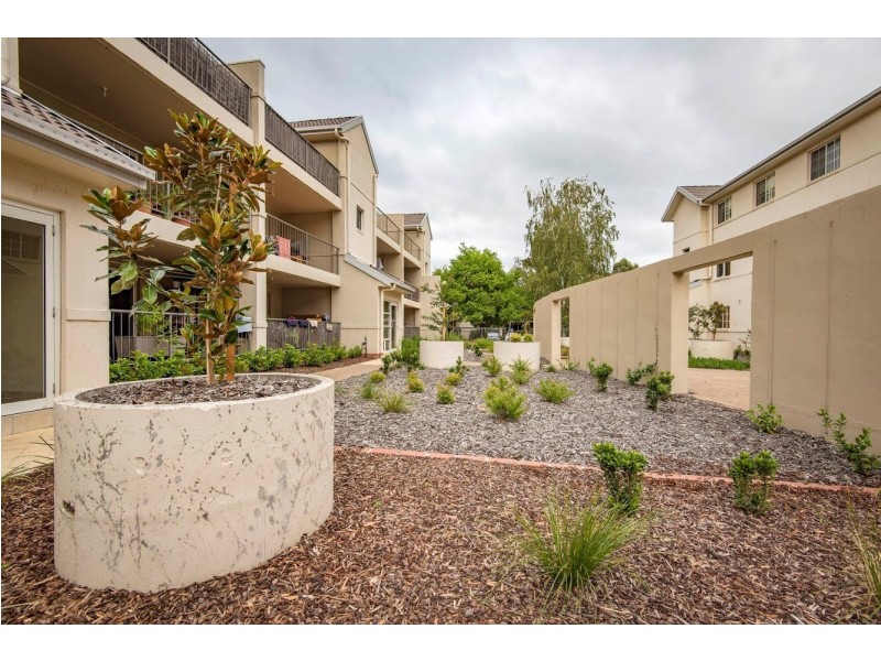 18/20 Federal Highway, Watson ACT 2602