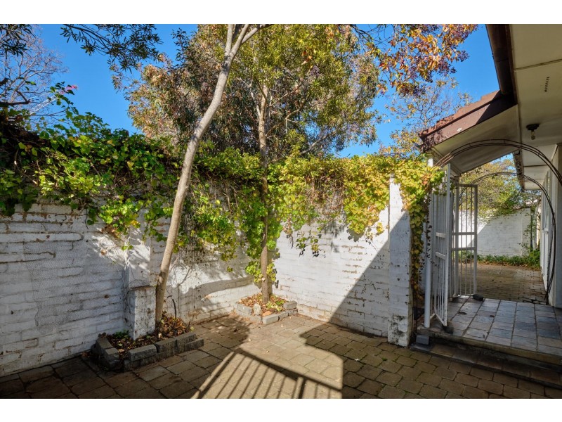 23 Owen Crescent, Lyneham ACT 2602