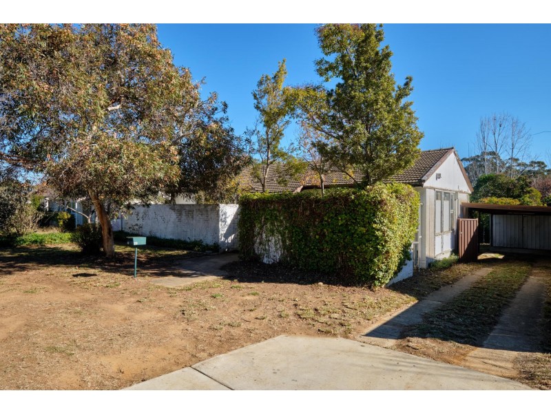 23 Owen Crescent, Lyneham ACT 2602