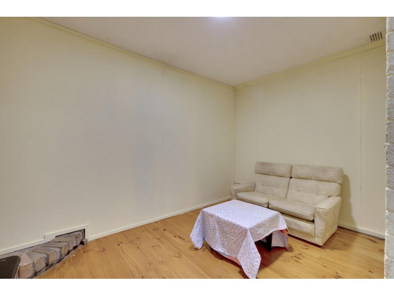 23 Owen Crescent, Lyneham ACT 2602