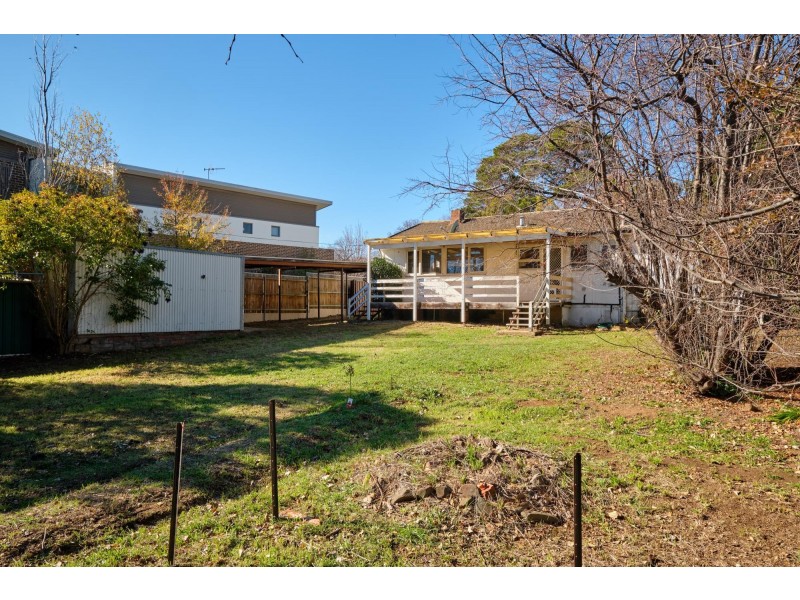 23 Owen Crescent, Lyneham ACT 2602