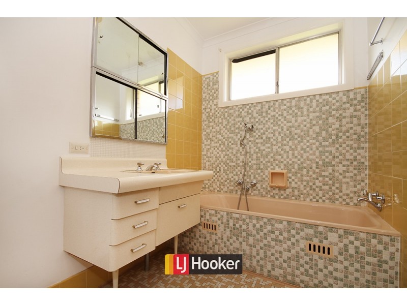 31 Selwyn Street, Hackett ACT 2602