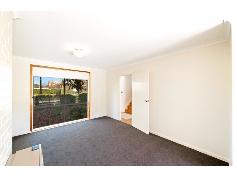 15 Antill Street, Downer ACT 2602