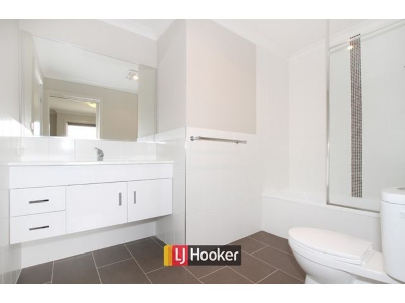 19 Galore Street, Crace ACT 2911