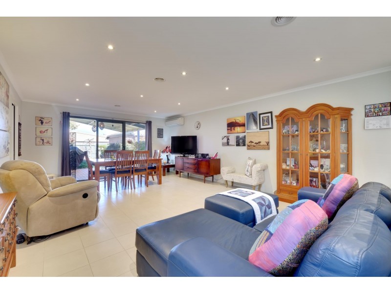 28 Bettie McNee Street, Watson ACT 2602