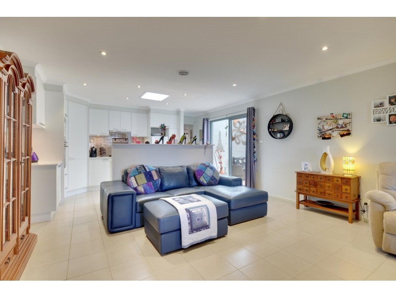 28 Bettie McNee Street, Watson ACT 2602