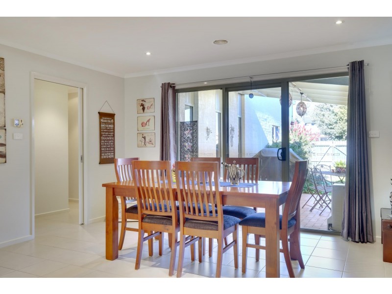 28 Bettie McNee Street, Watson ACT 2602
