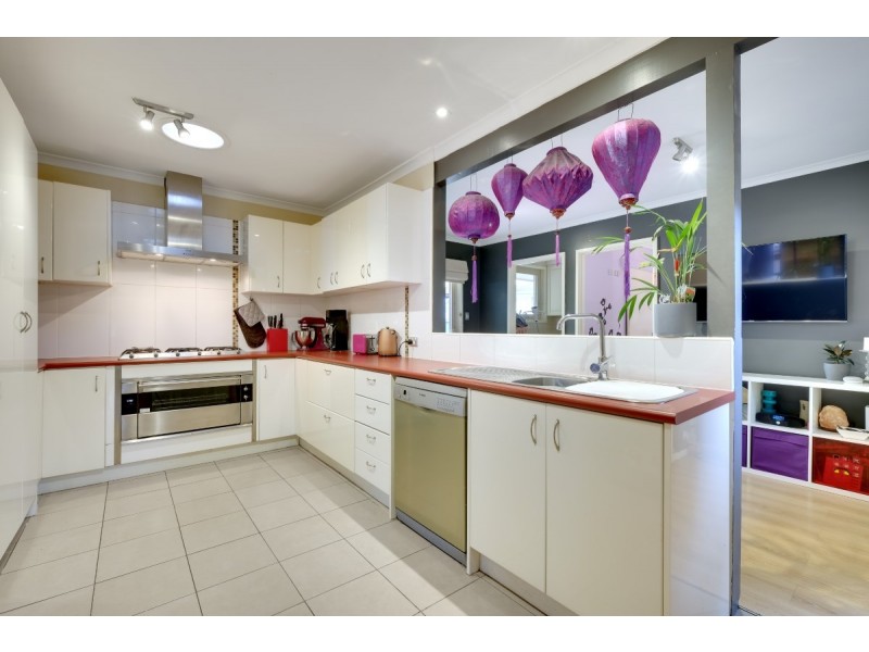 24 Bates Street, Dickson ACT 2602