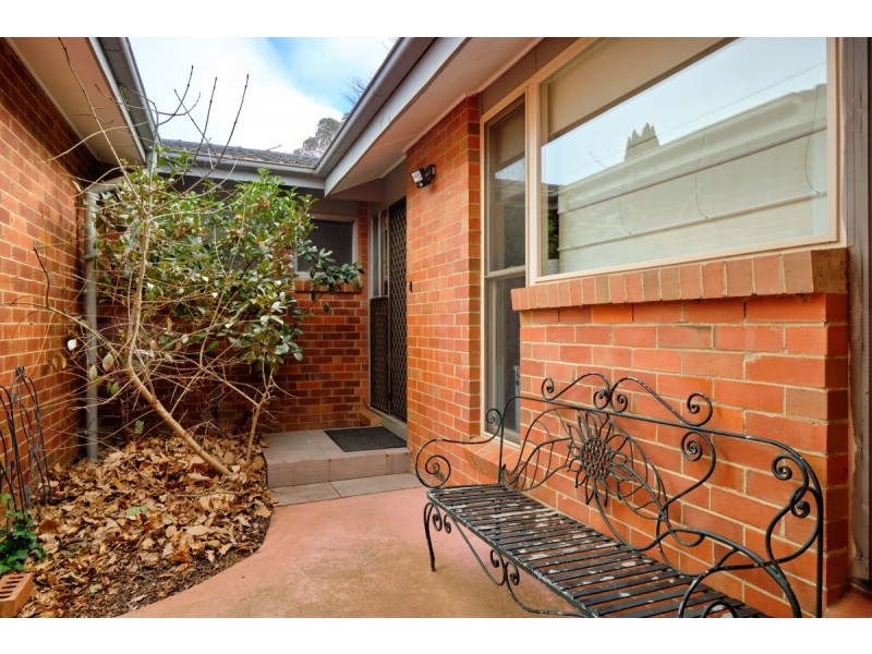 24 Bates Street, Dickson ACT 2602