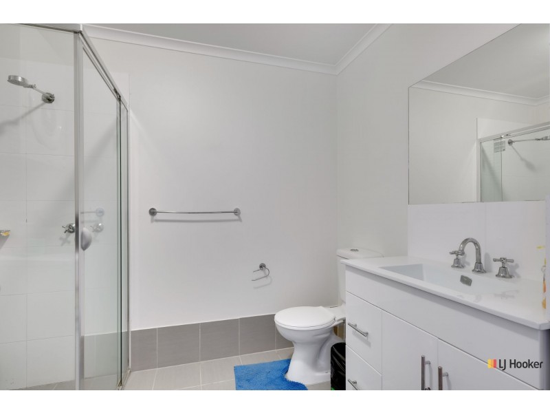 5/75 Elizabeth Jolley Crescent, Franklin ACT 2913