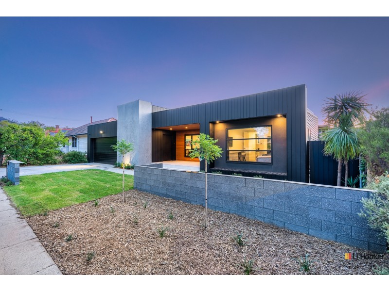 25 Shortland Crescent, Ainslie ACT 2602