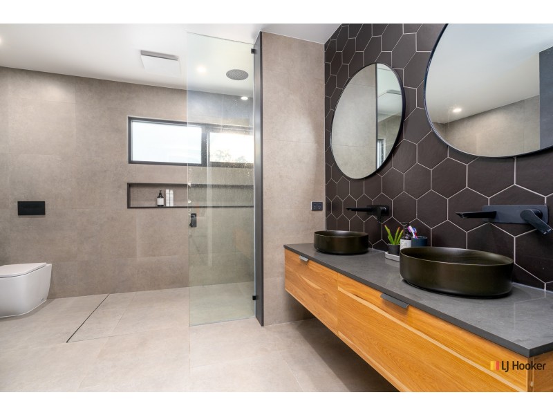 25 Shortland Crescent, Ainslie ACT 2602