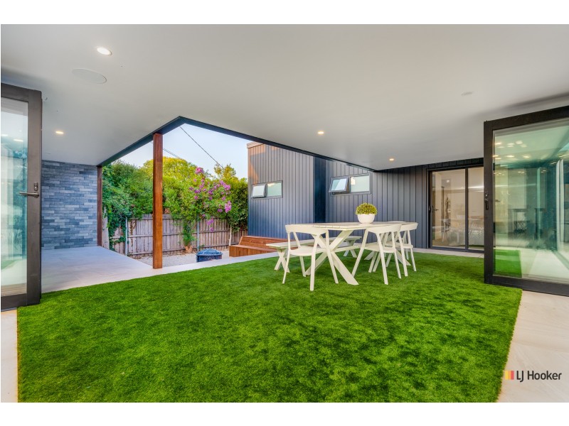 25 Shortland Crescent, Ainslie ACT 2602