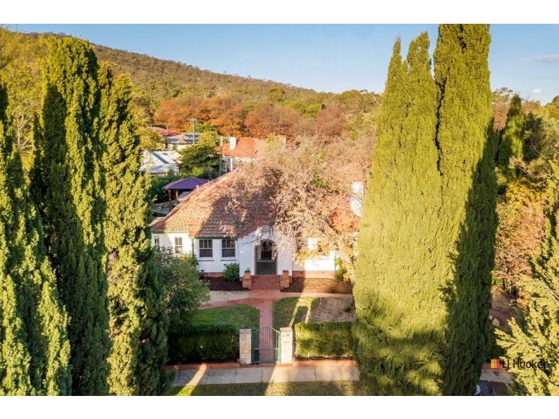 4 Alt Crescent, Ainslie ACT 2602