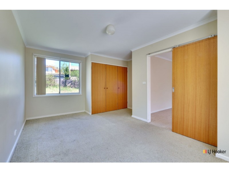 30 Mayo Street, Weetangera ACT 2614