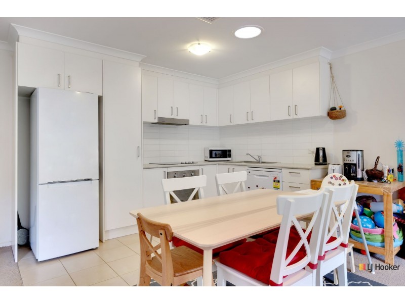 14 Phillipa Weeks Street, Watson ACT 2602