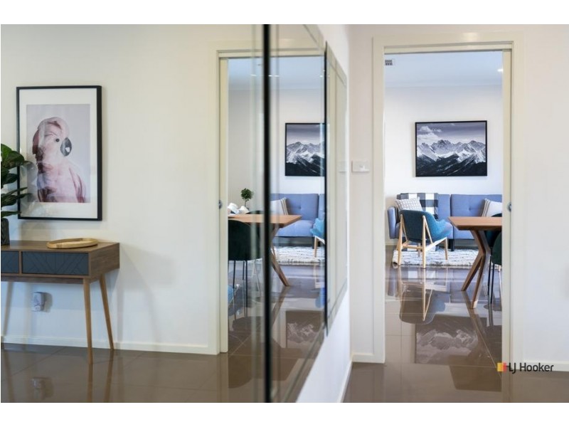 13 Junee Street, Crace ACT 2911