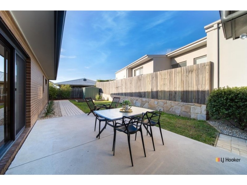 13 Junee Street, Crace ACT 2911