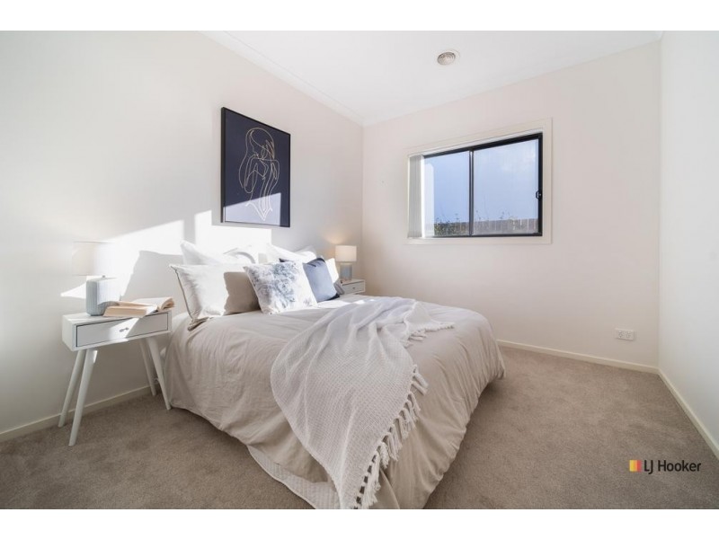 13 Junee Street, Crace ACT 2911